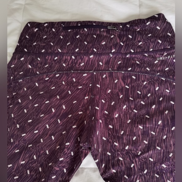 Nike Purple White Dots Pattern Dri-Fit Running Leggings, XS - Picture 6 of 6